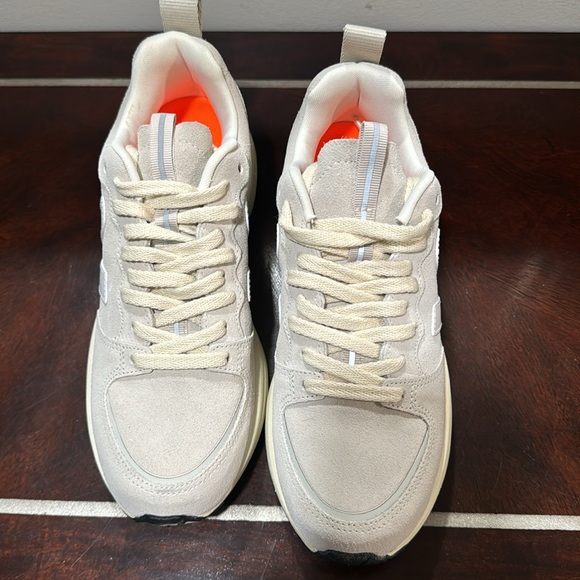 Veja Venturi II Hexamesh sneakers - Picture 2 of 5